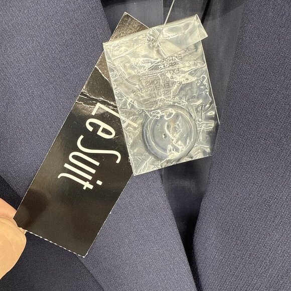 Le Suit Womens Size 8 Navy Blue Notch Collar Three Button Blazer Jacket Work NWT - Picture 4 of 7